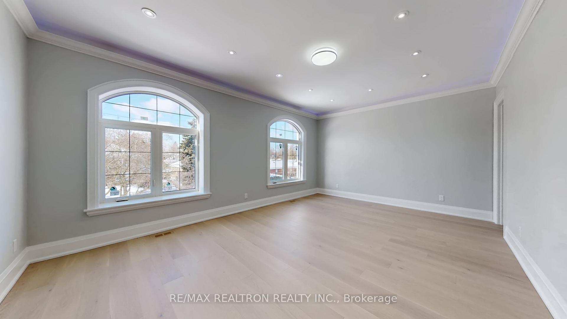 Photo 27 of 9 Roxaline Street, Etobicoke, Humber Heights — HOMEH