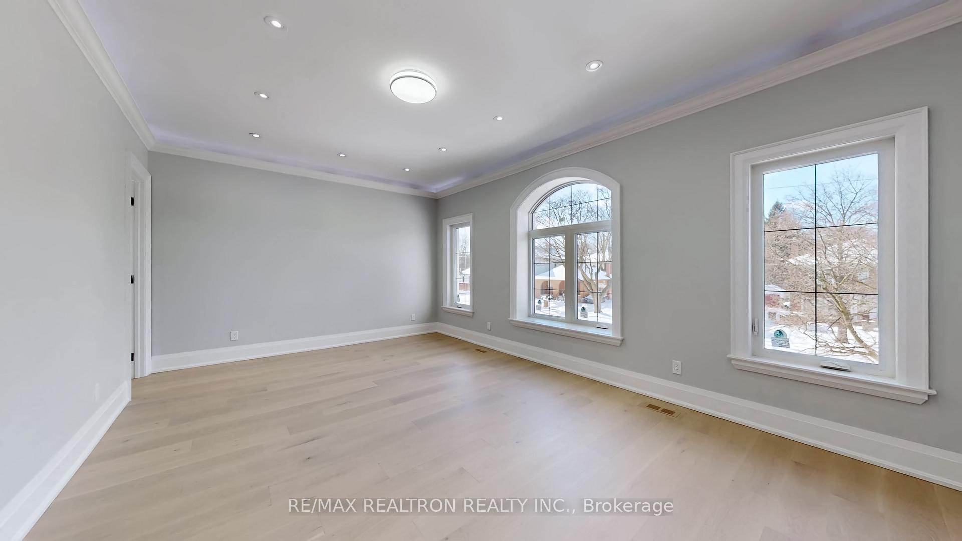 Photo 29 of 9 Roxaline Street, Etobicoke, Humber Heights — HOMEH