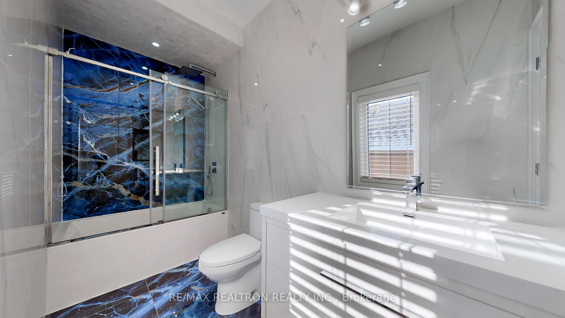 Photo 32 of 9 Roxaline Street, Etobicoke, Humber Heights — HOMEH
