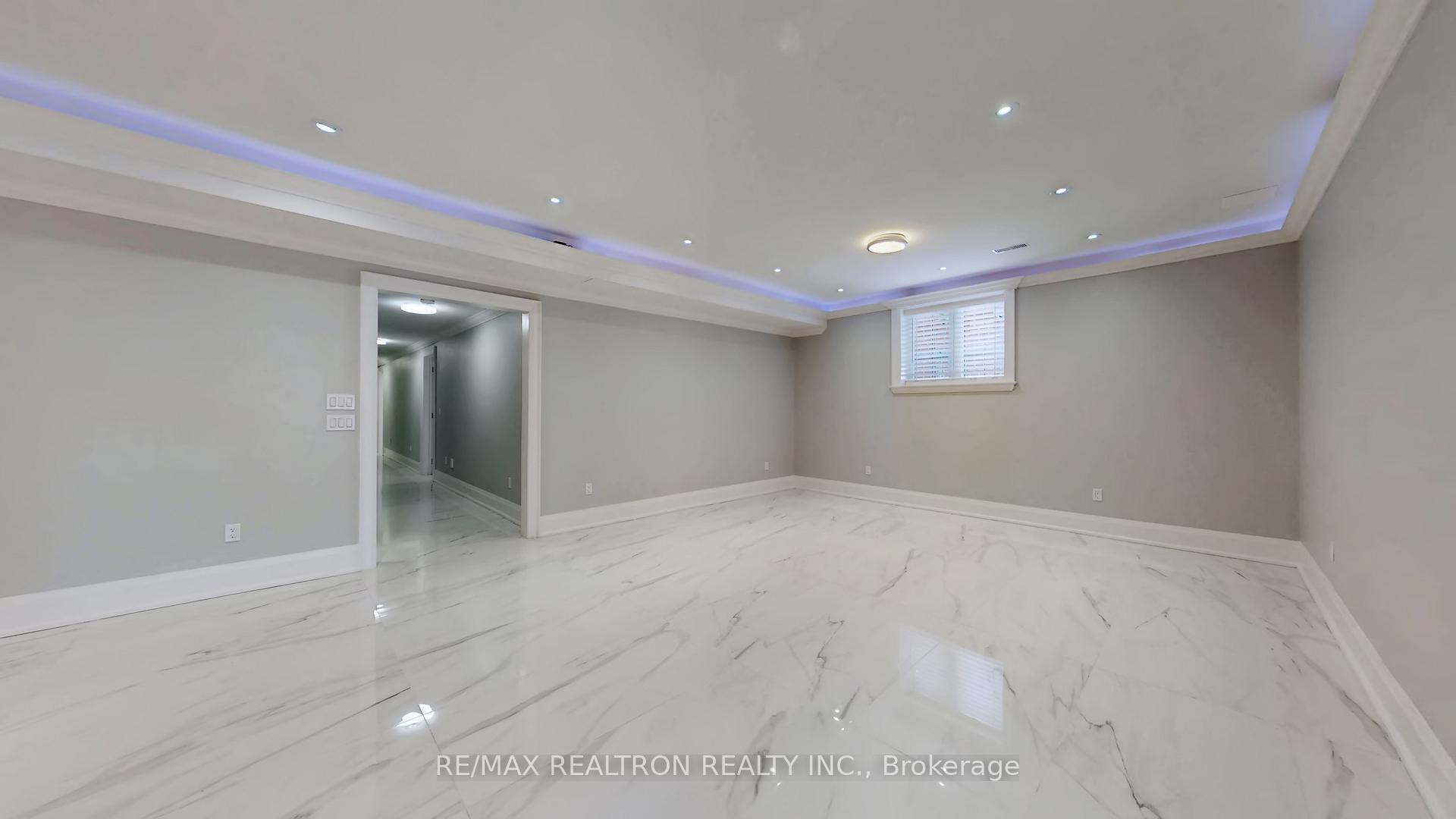 Photo 34 of 9 Roxaline Street, Etobicoke, Humber Heights — HOMEH