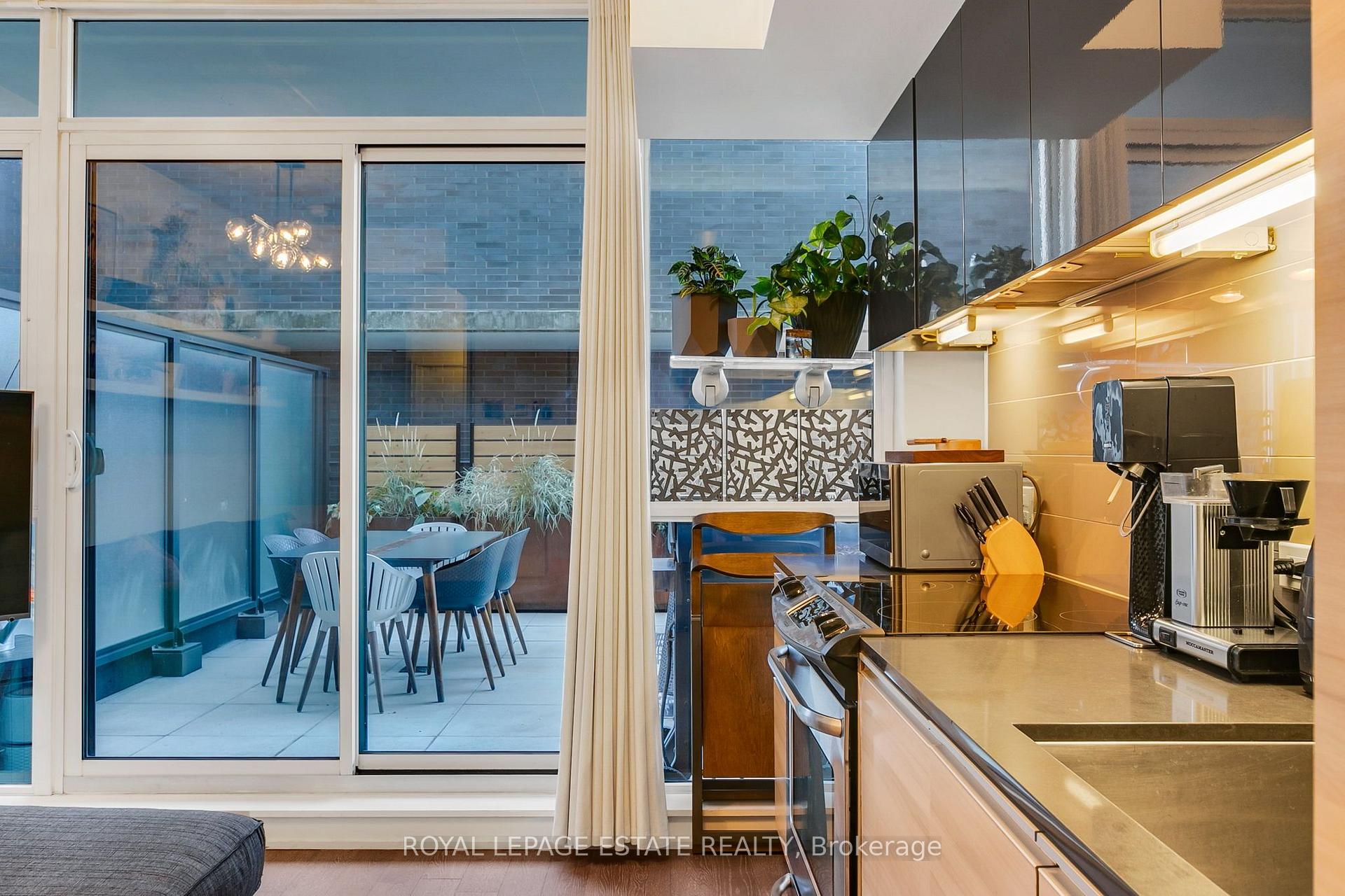 Photo 15 of Unit 305, 1190 Dundas Street E, Toronto, South Riverdale — HOMEH