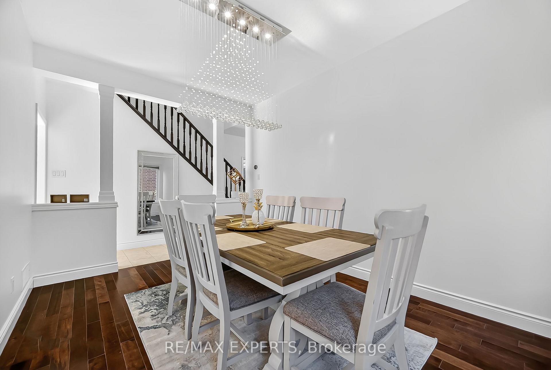 Photo 9 of 936 Talisman Crescent, London, South L — HOMEH