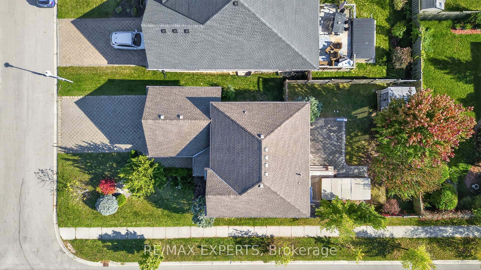 Photo 49 of 936 Talisman Crescent, London, South L — HOMEH