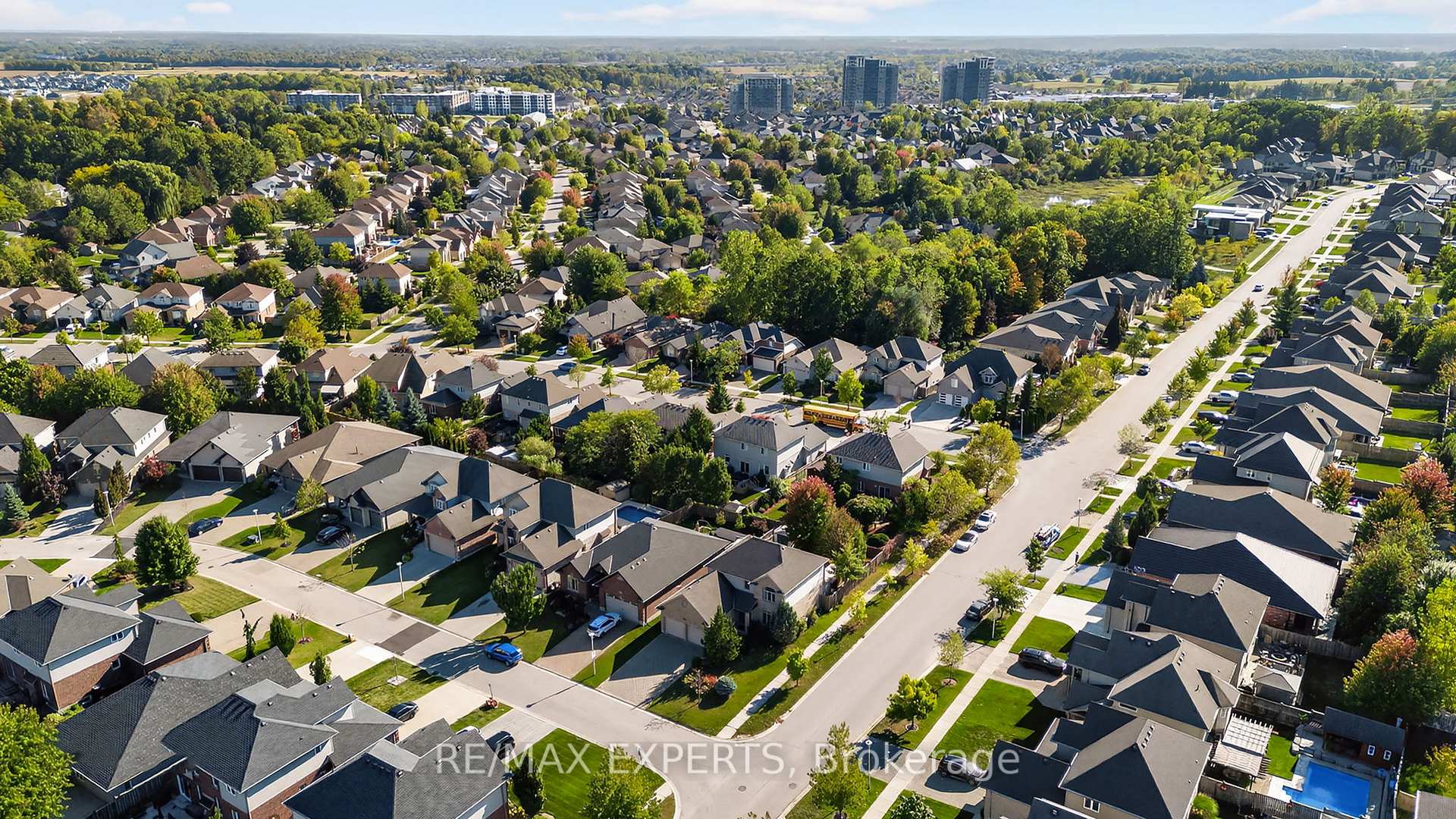 Photo 52 of 936 Talisman Crescent, London, South L — HOMEH