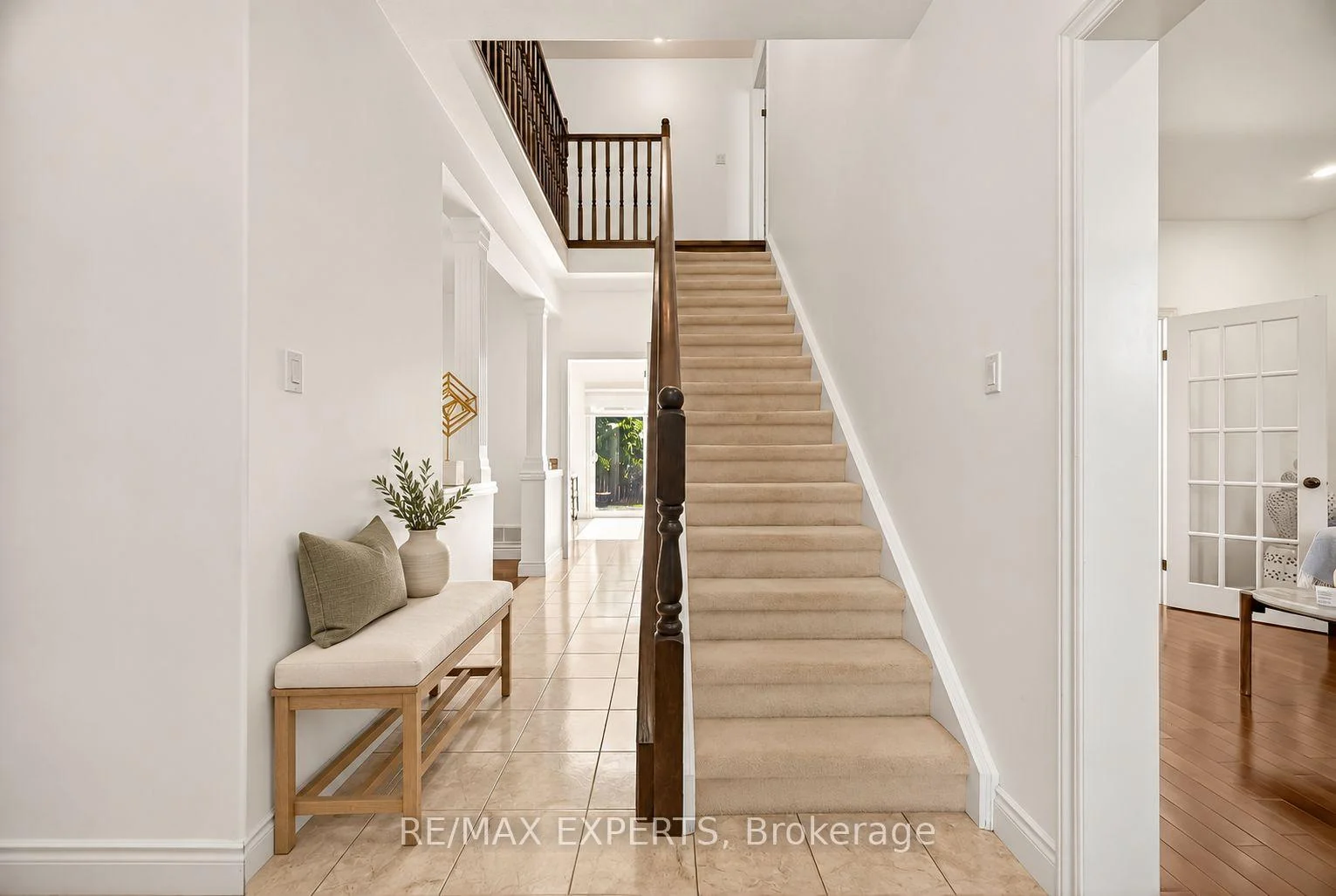 Photo 25 of 936 Talisman Crescent, London, South L — HOMEH