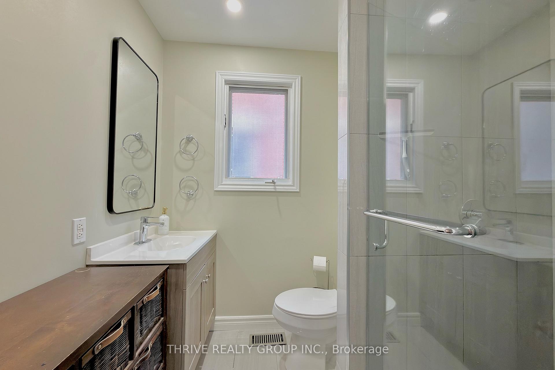 Photo 11 of Unit Upper, 538 Quebec Street, London, East G — HOMEH