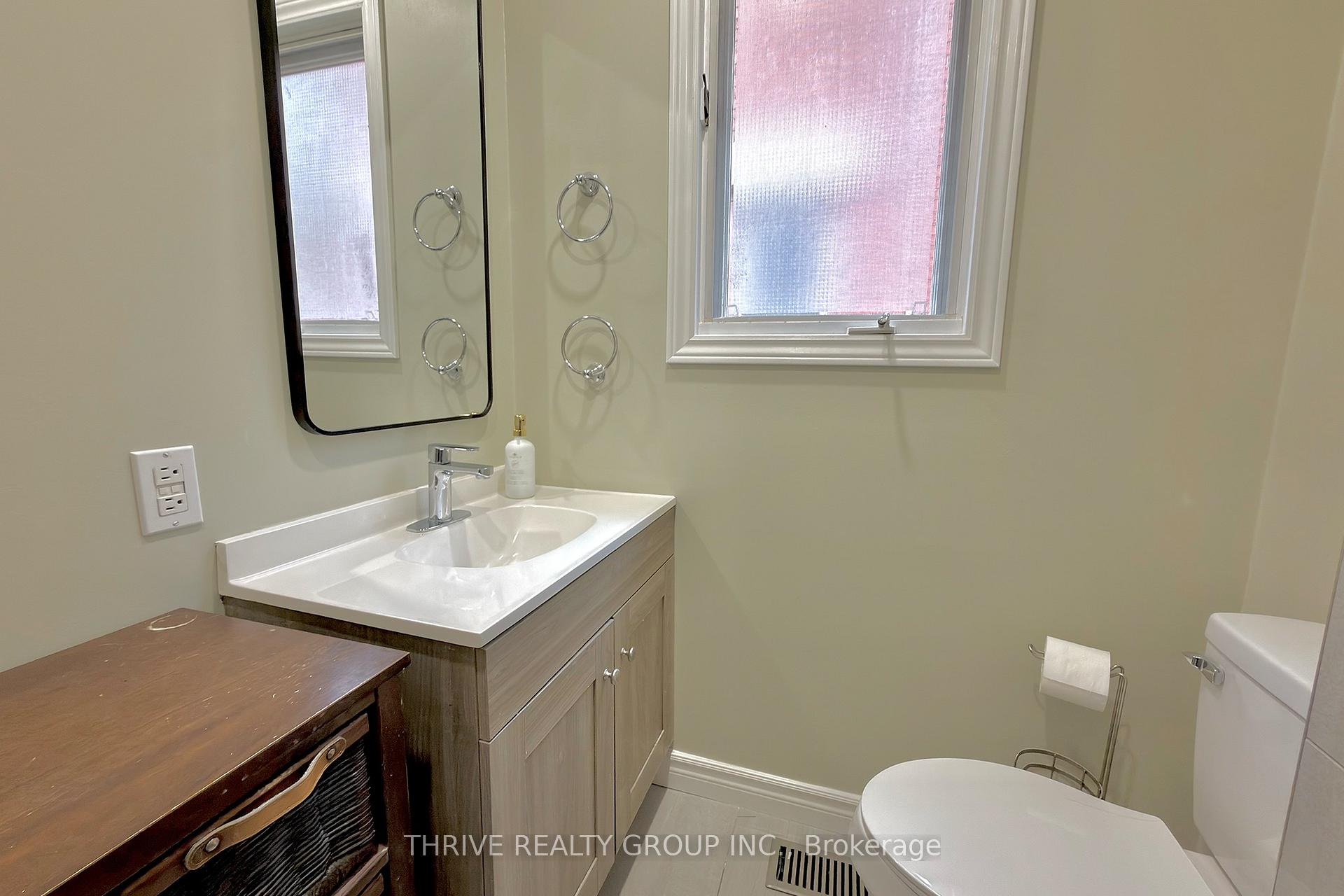 Photo 12 of Unit Upper, 538 Quebec Street, London, East G — HOMEH