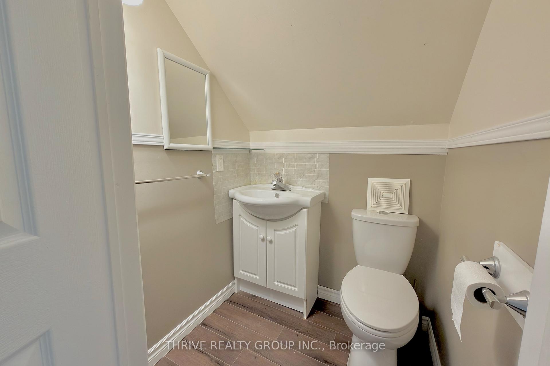 Photo 19 of Unit Upper, 538 Quebec Street, London, East G — HOMEH