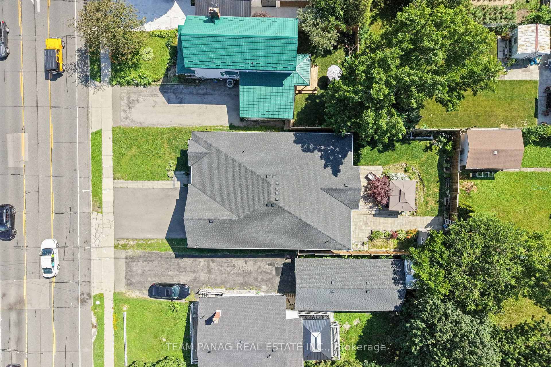 Photo 3 of 646 West 5th Street, Hamilton, Rolston — HOMEH