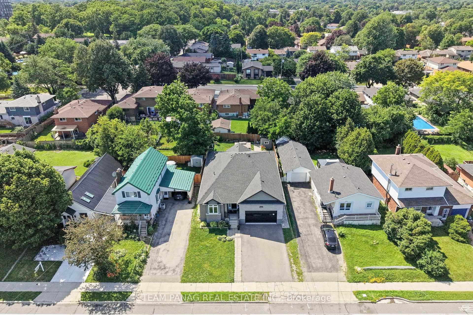 Photo 2 of 646 West 5th Street, Hamilton, Rolston — HOMEH