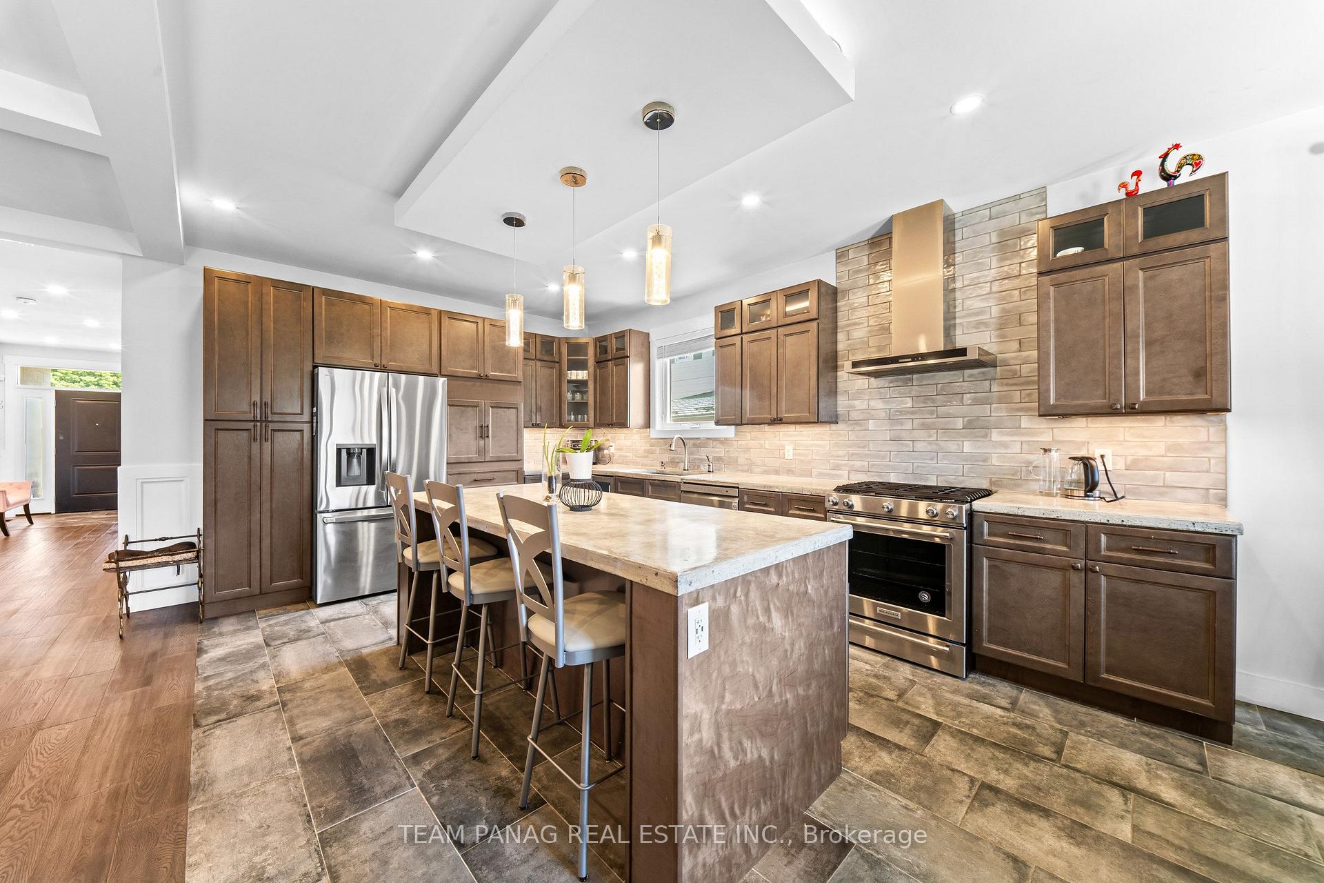 Photo 14 of 646 West 5th Street, Hamilton, Rolston — HOMEH