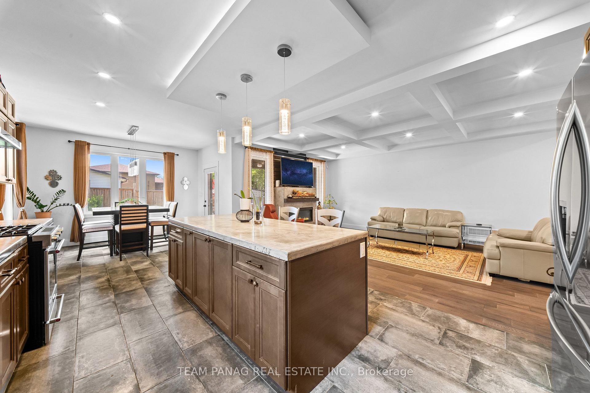 Photo 15 of 646 West 5th Street, Hamilton, Rolston — HOMEH