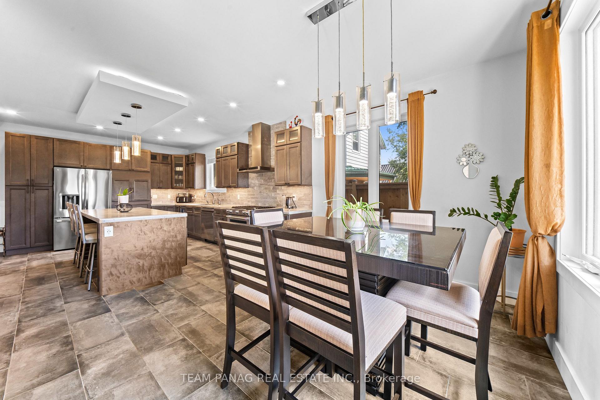 Photo 17 of 646 West 5th Street, Hamilton, Rolston — HOMEH