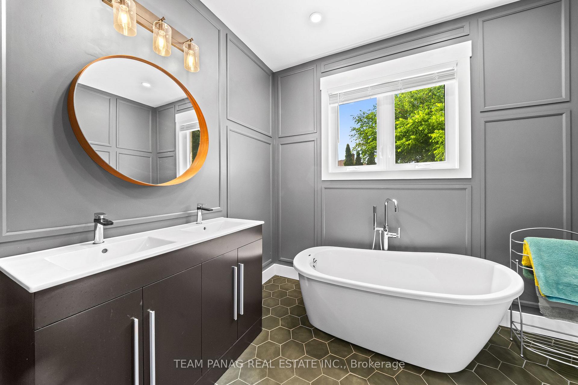 Photo 21 of 646 West 5th Street, Hamilton, Rolston — HOMEH