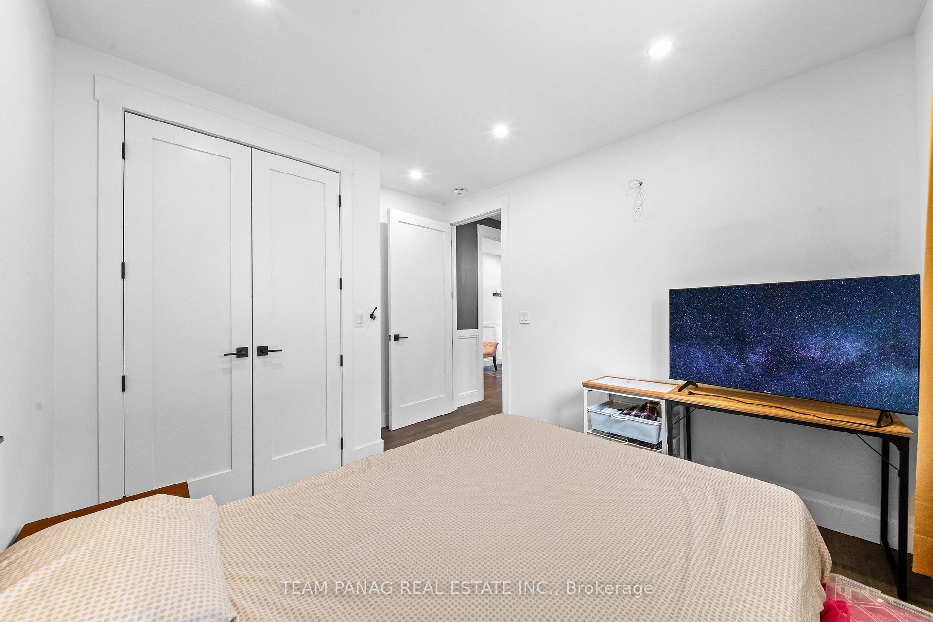 Photo 23 of 646 West 5th Street, Hamilton, Rolston — HOMEH