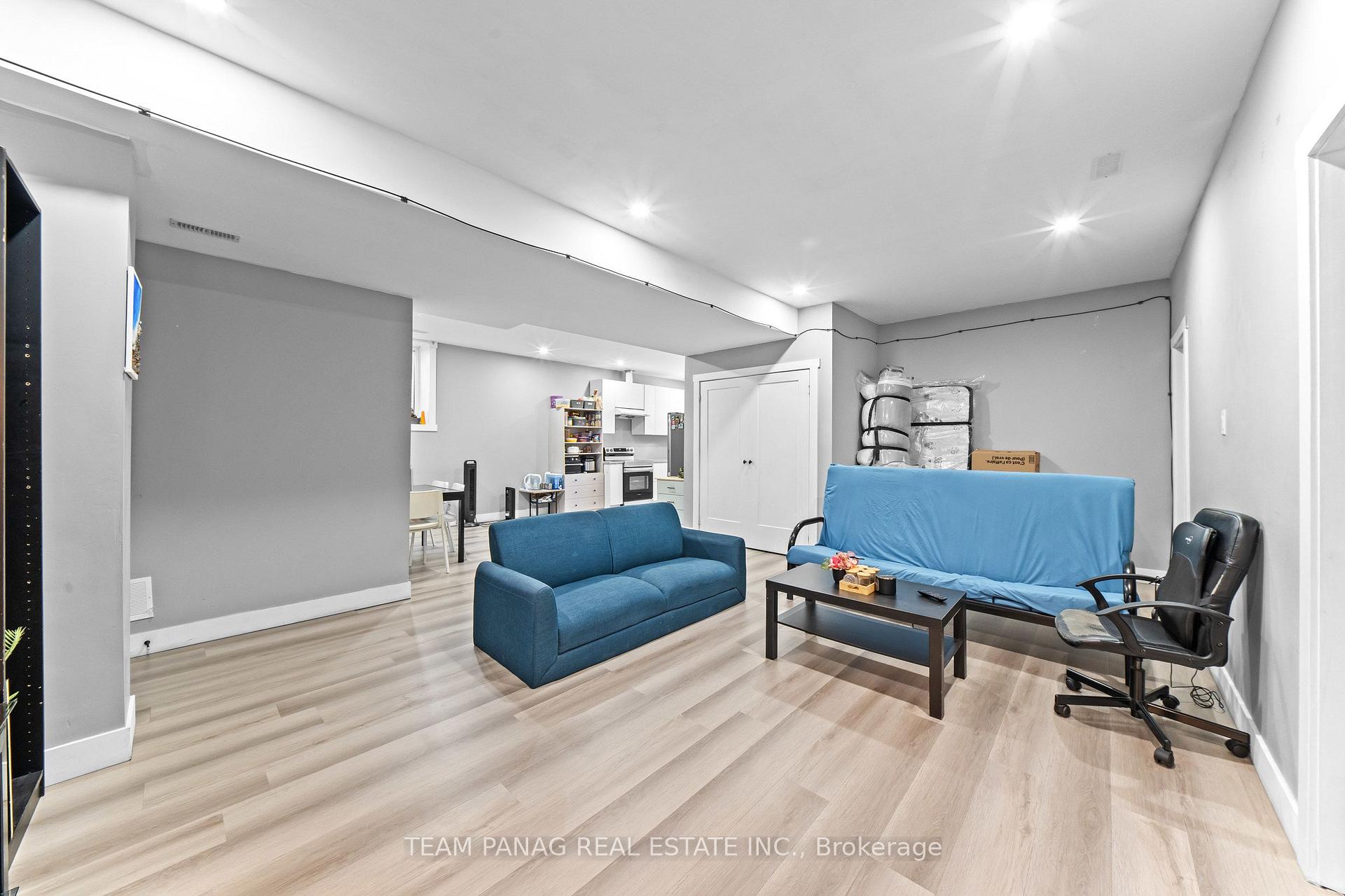 Photo 32 of 646 West 5th Street, Hamilton, Rolston — HOMEH