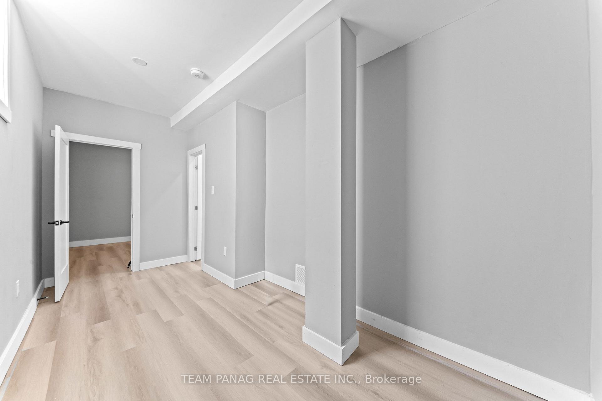 Photo 41 of 646 West 5th Street, Hamilton, Rolston — HOMEH