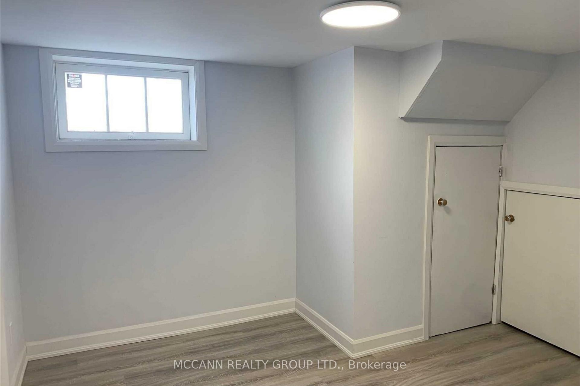 Photo 20 of Unit A, 562 Mulock Court, Newmarket, Gorham-College Manor — HOMEH
