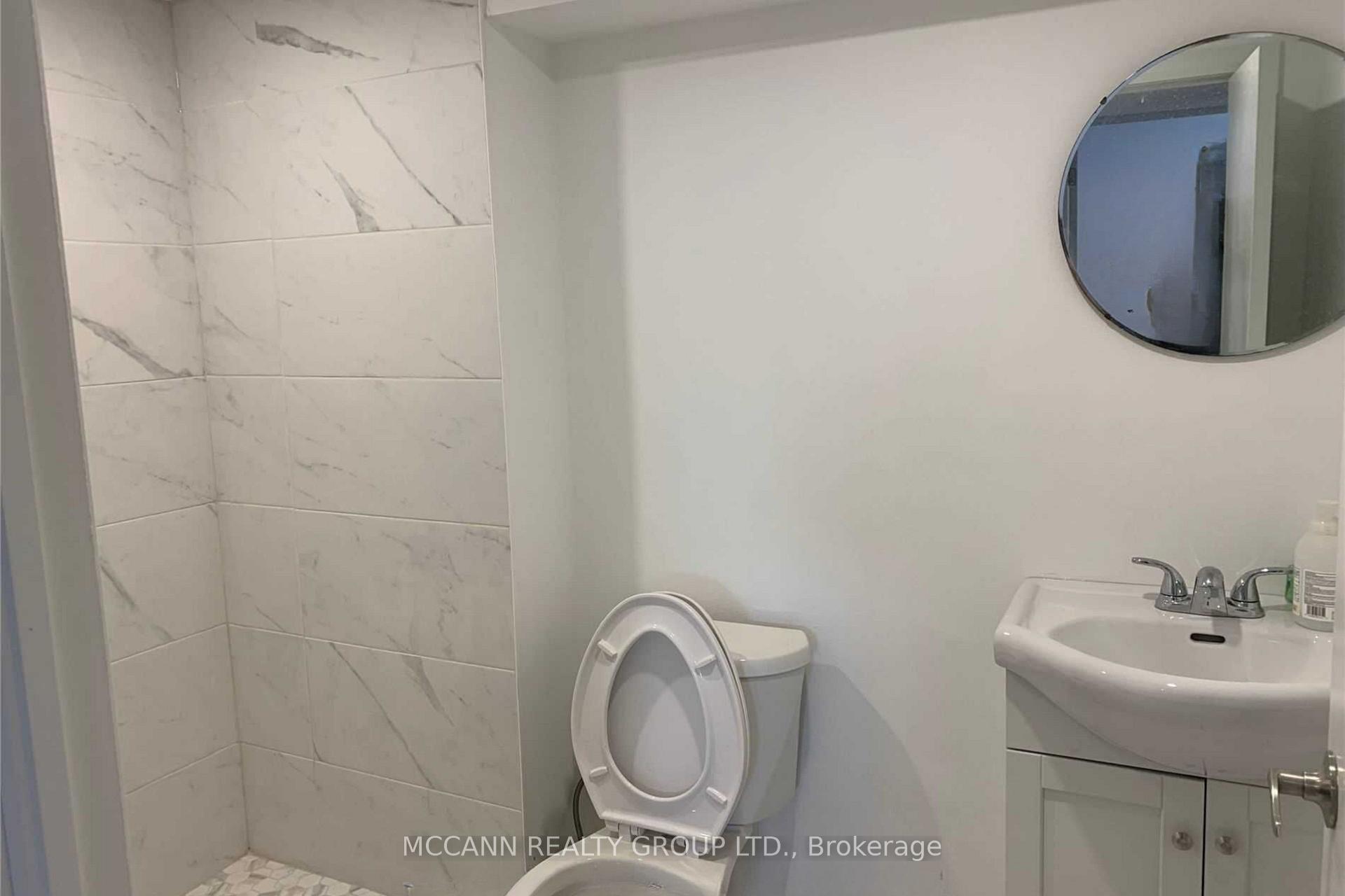 Photo 26 of Unit A, 562 Mulock Court, Newmarket, Gorham-College Manor — HOMEH