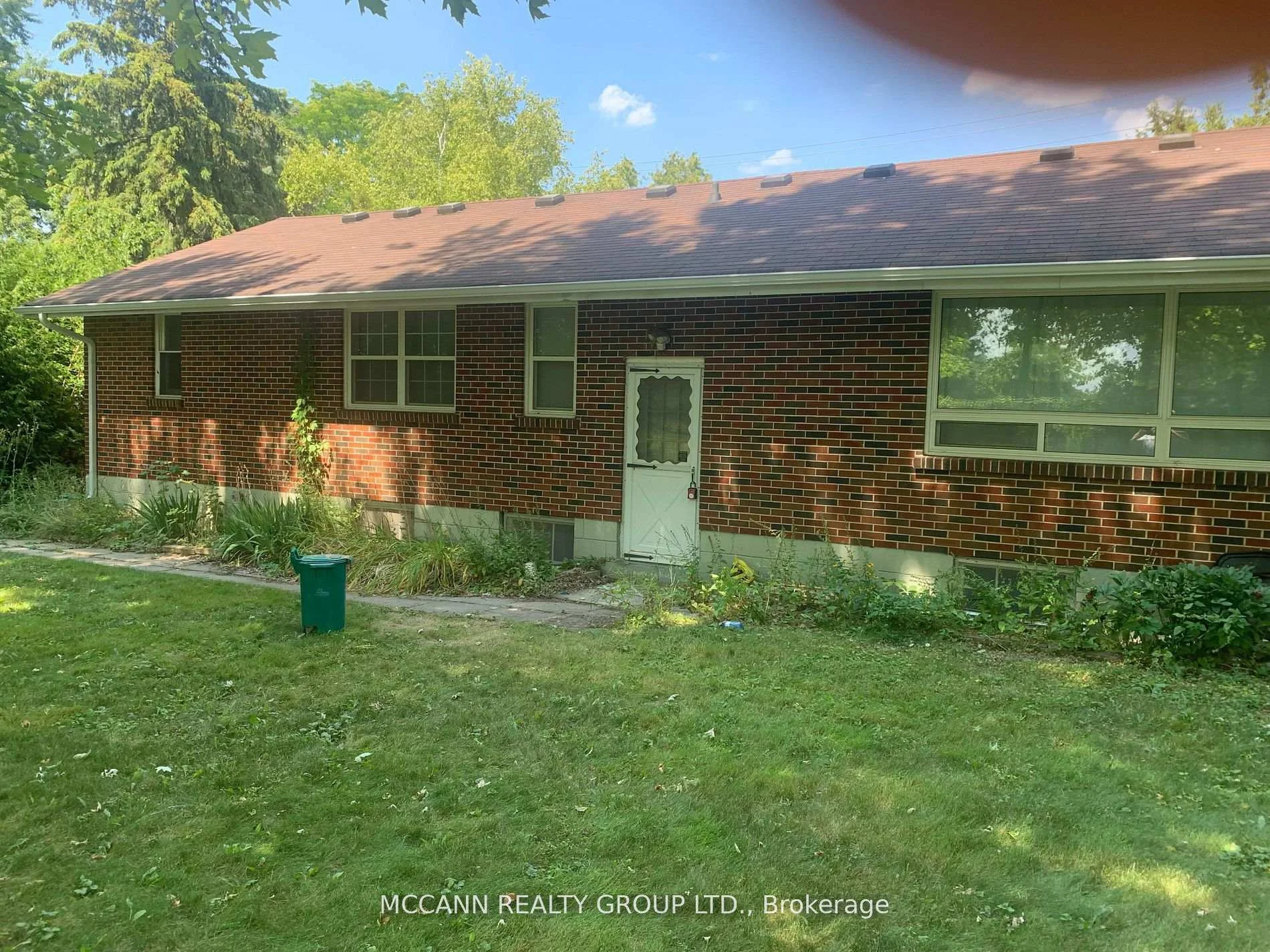 Photo 27 of Unit A, 562 Mulock Court, Newmarket, Gorham-College Manor — HOMEH