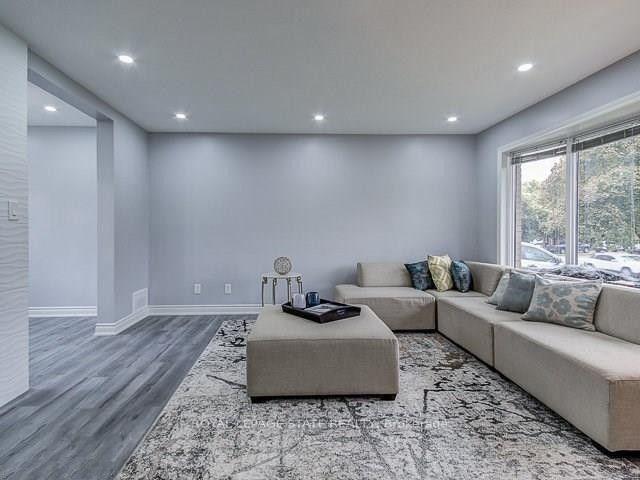 Photo 7 of 1004 Garth Street, Hamilton, Gilbert — HOMEH