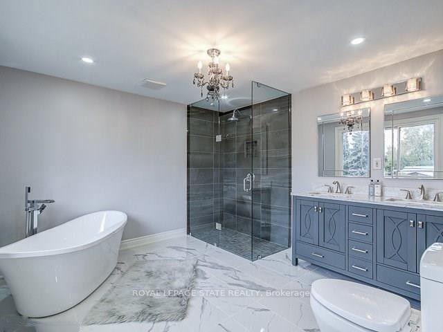 Photo 14 of 1004 Garth Street, Hamilton, Gilbert — HOMEH