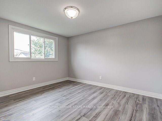 Photo 15 of 1004 Garth Street, Hamilton, Gilbert — HOMEH