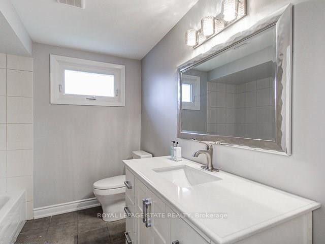 Photo 17 of 1004 Garth Street, Hamilton, Gilbert — HOMEH