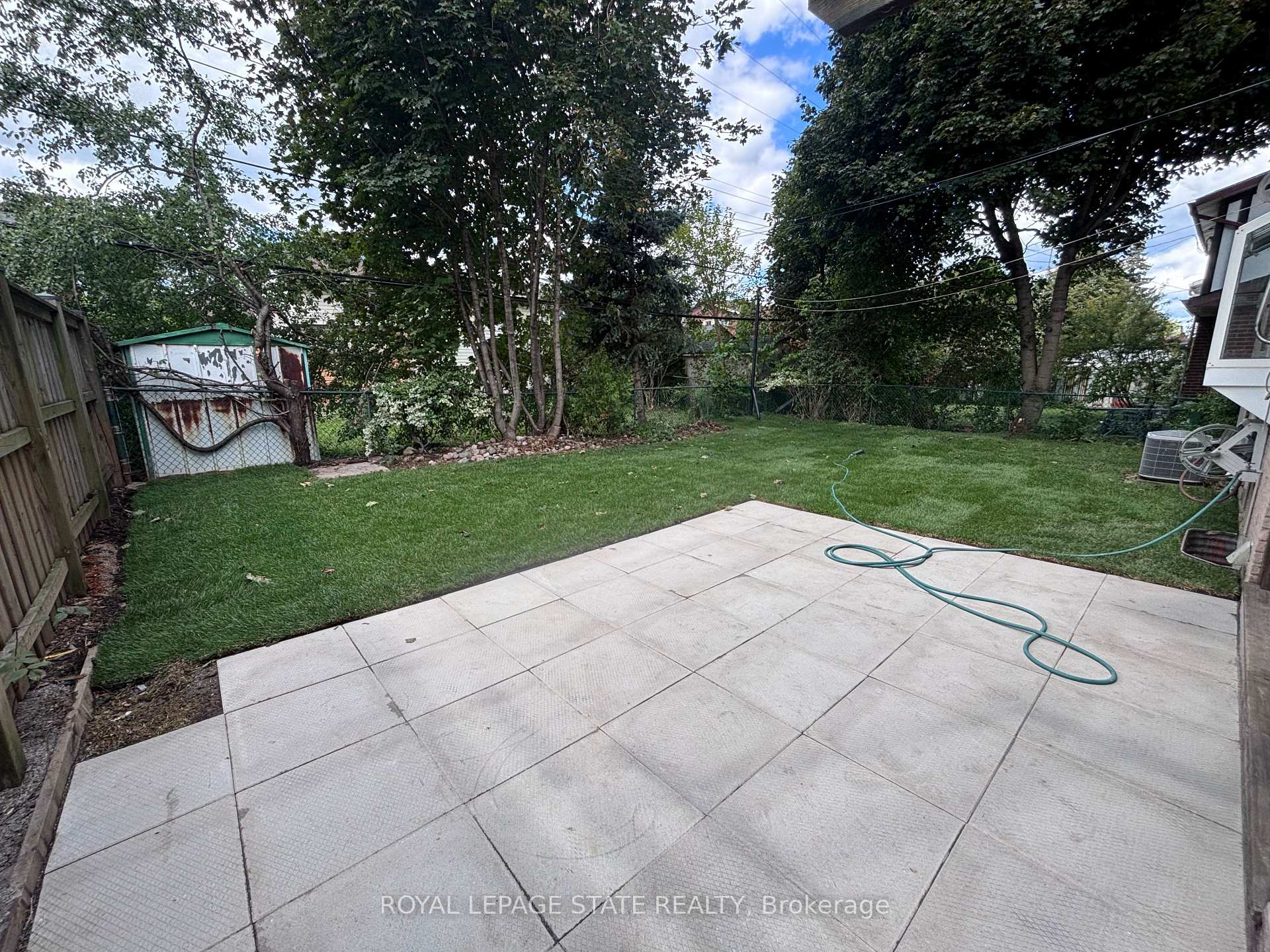 Photo 19 of 1004 Garth Street, Hamilton, Gilbert — HOMEH