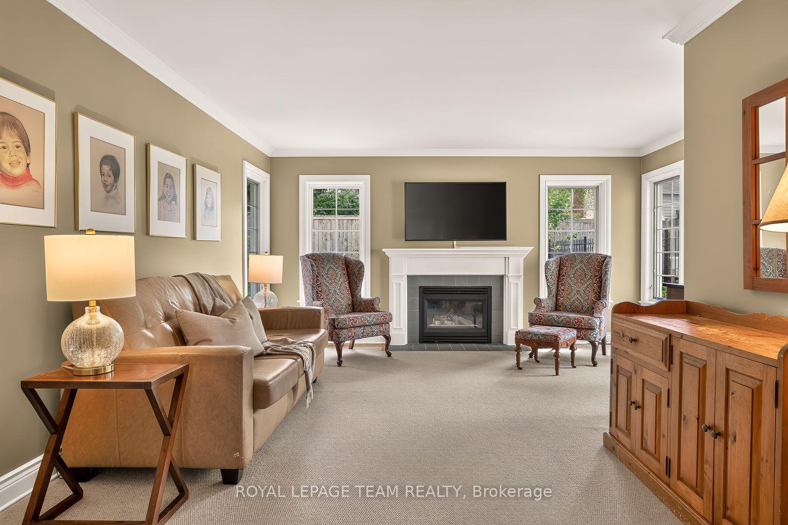 Photo 14 of 766 Eastbourne Avenue, Ottawa, Manor Park — HOMEH