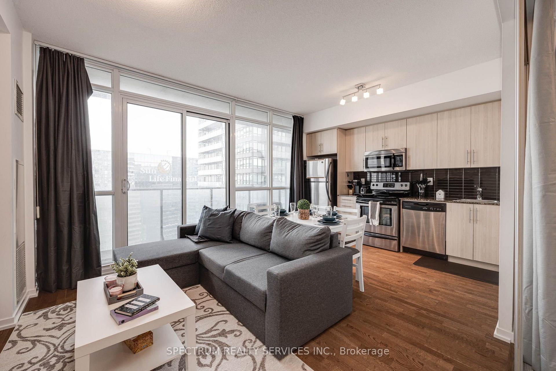 Photo of Unit 4511, 65 Bremner Boulevard