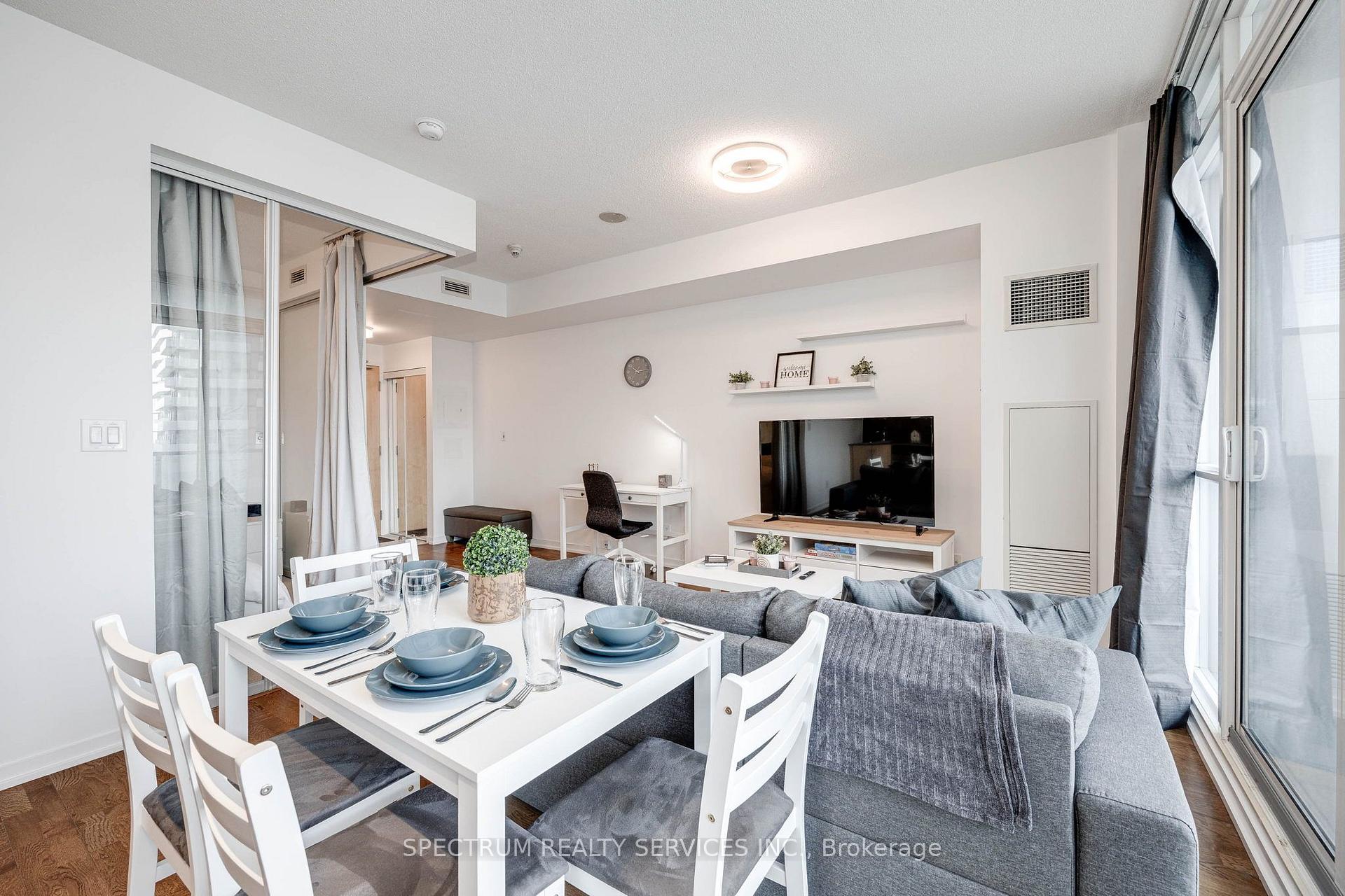 Photo 8 of Unit 4511, 65 Bremner Boulevard, Toronto, Waterfront Communities — HOMEH