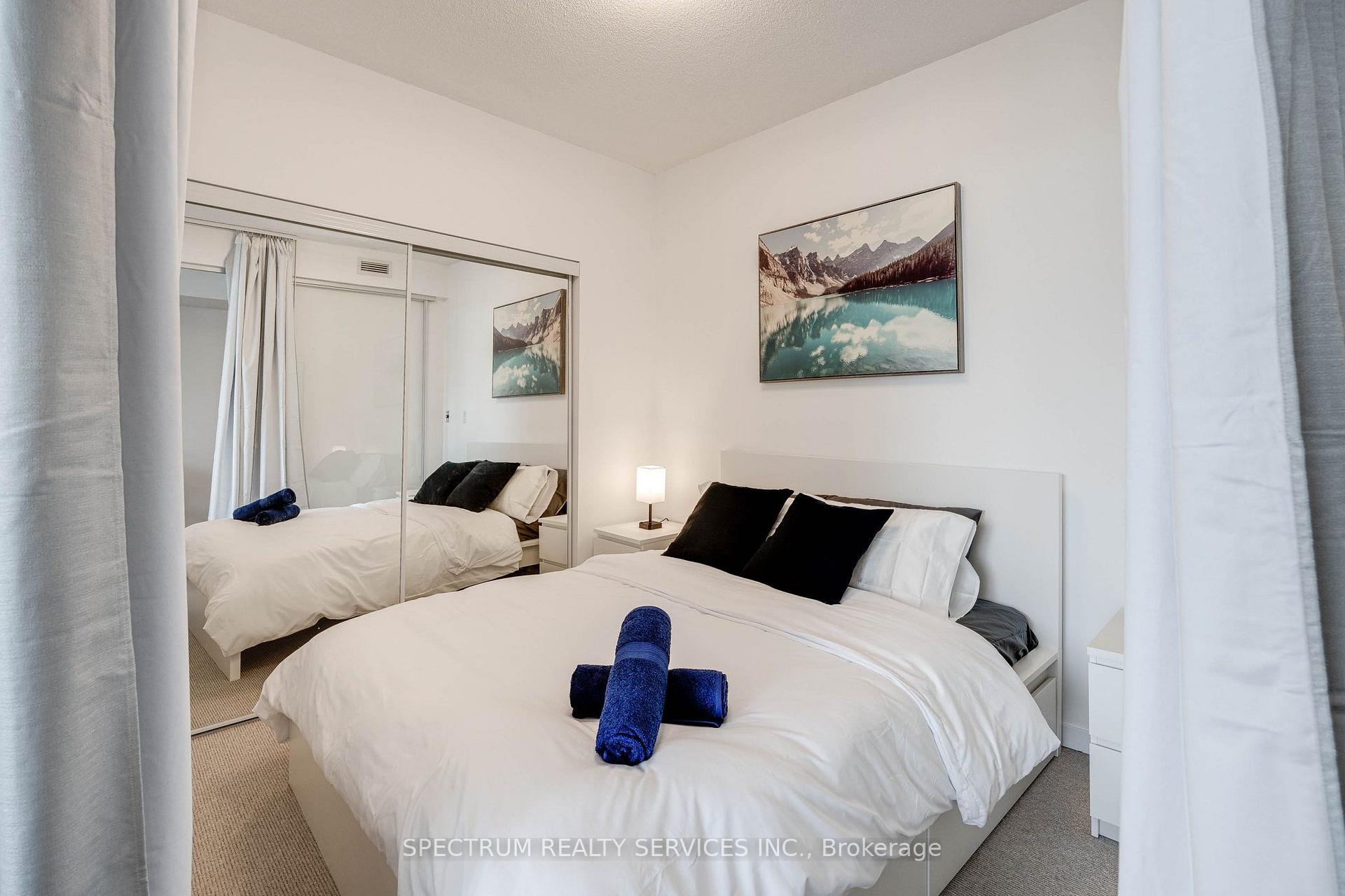 Photo 12 of Unit 4511, 65 Bremner Boulevard, Toronto, Waterfront Communities — HOMEH