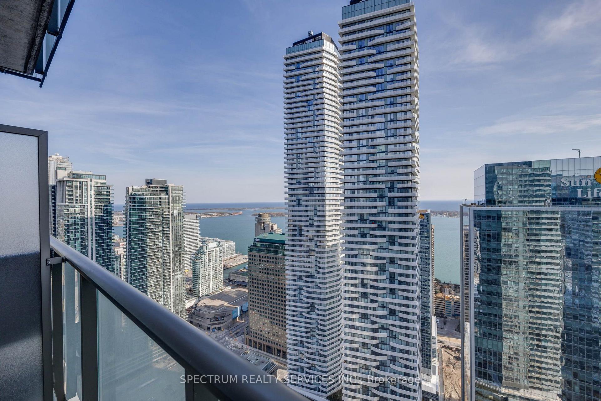 Photo 18 of Unit 4511, 65 Bremner Boulevard, Toronto, Waterfront Communities — HOMEH
