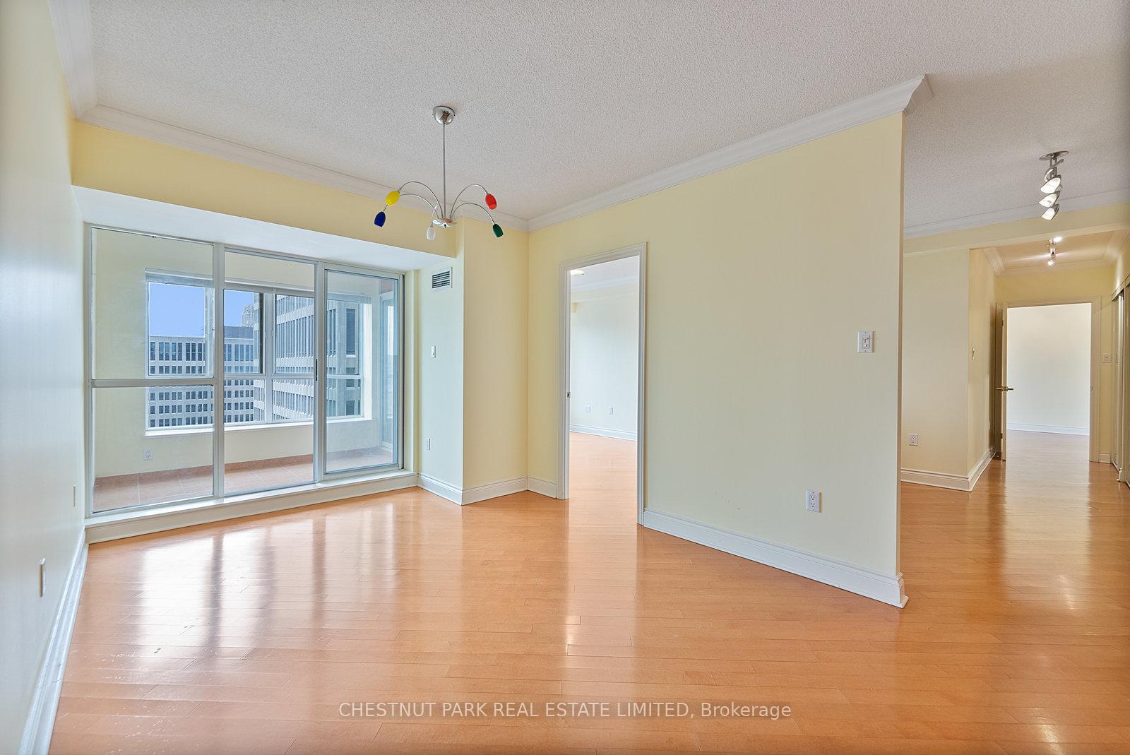 Photo 10 of Unit 1610, 889 Bay Street, Toronto, Bay Street Corridor — HOMEH