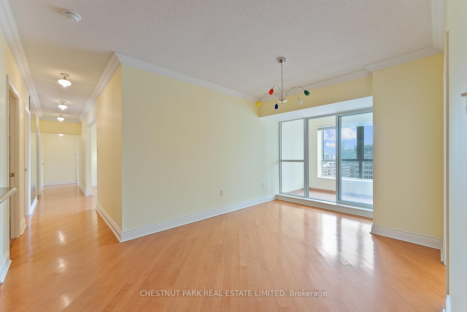 Photo 12 of Unit 1610, 889 Bay Street, Toronto, Bay Street Corridor — HOMEH