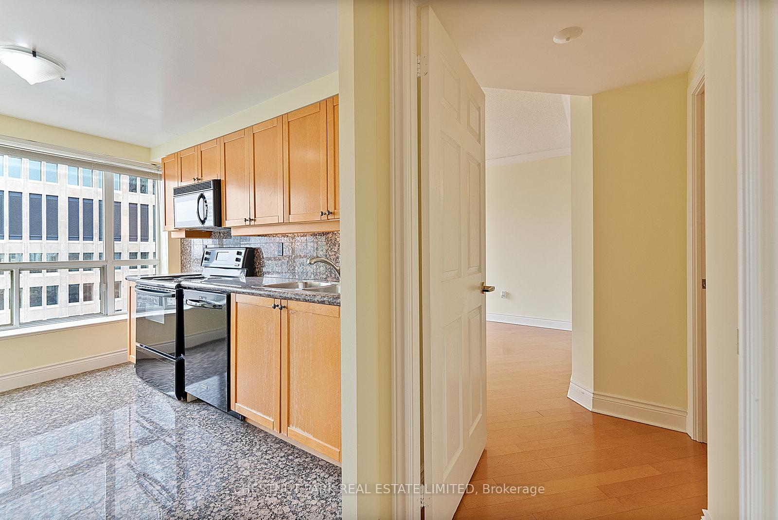 Photo 42 of Unit 1610, 889 Bay Street, Toronto, Bay Street Corridor — HOMEH