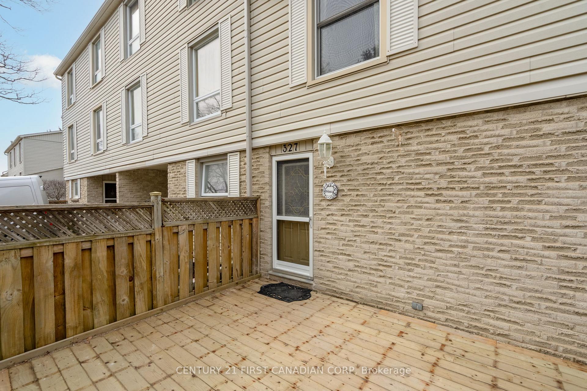 Photo 9 of 327 Everglade Crescent, London, North P — HOMEH