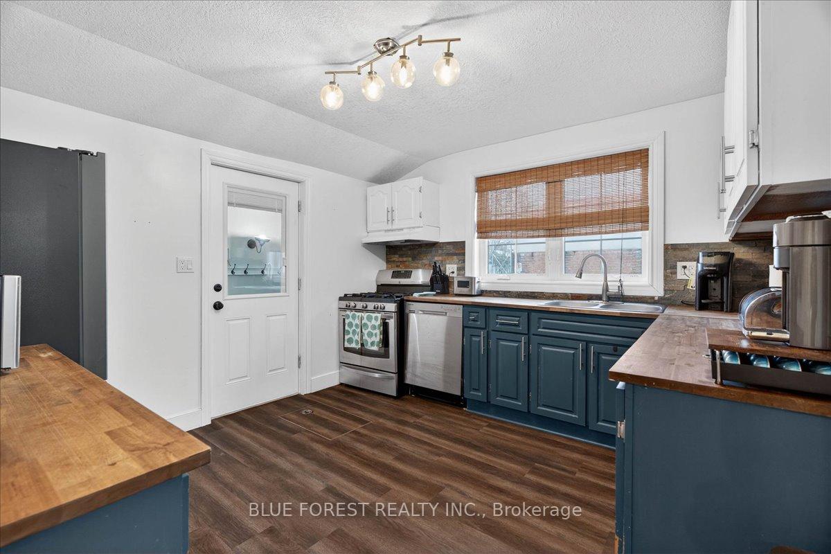 Photo 7 of 148 Main Street, West Elgin, West Lorne — HOMEH