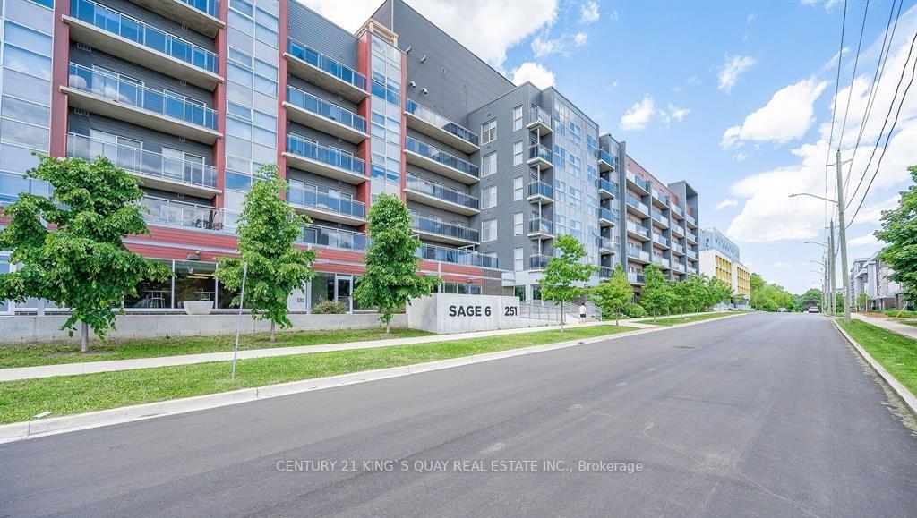 Photo of Unit 620, 251 Hemlock Street