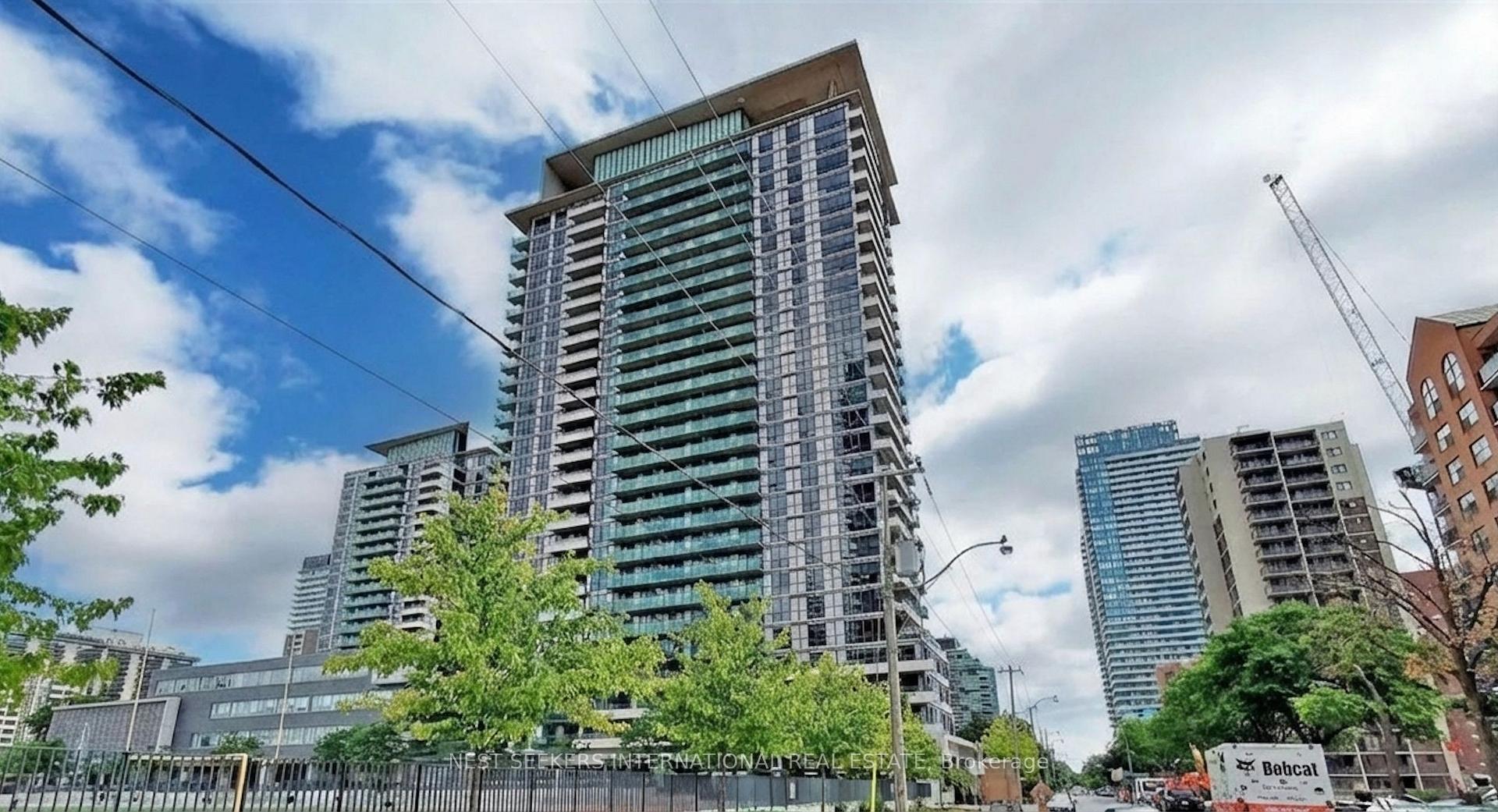 Photo 1 of Unit 1611, 70 Roehampton Avenue, Toronto, Mount Pleasant West — HOMEH