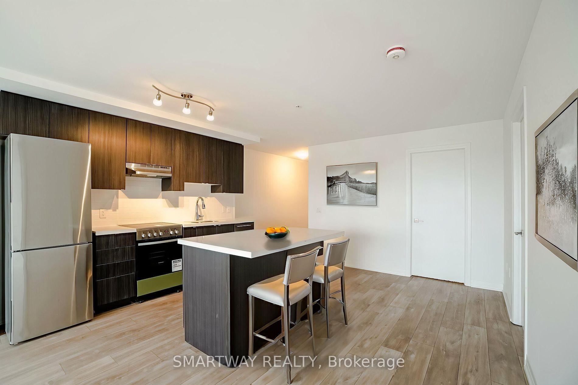 Photo 8 of Unit 414, 408 Browns Line, Etobicoke, Alderwood — HOMEH