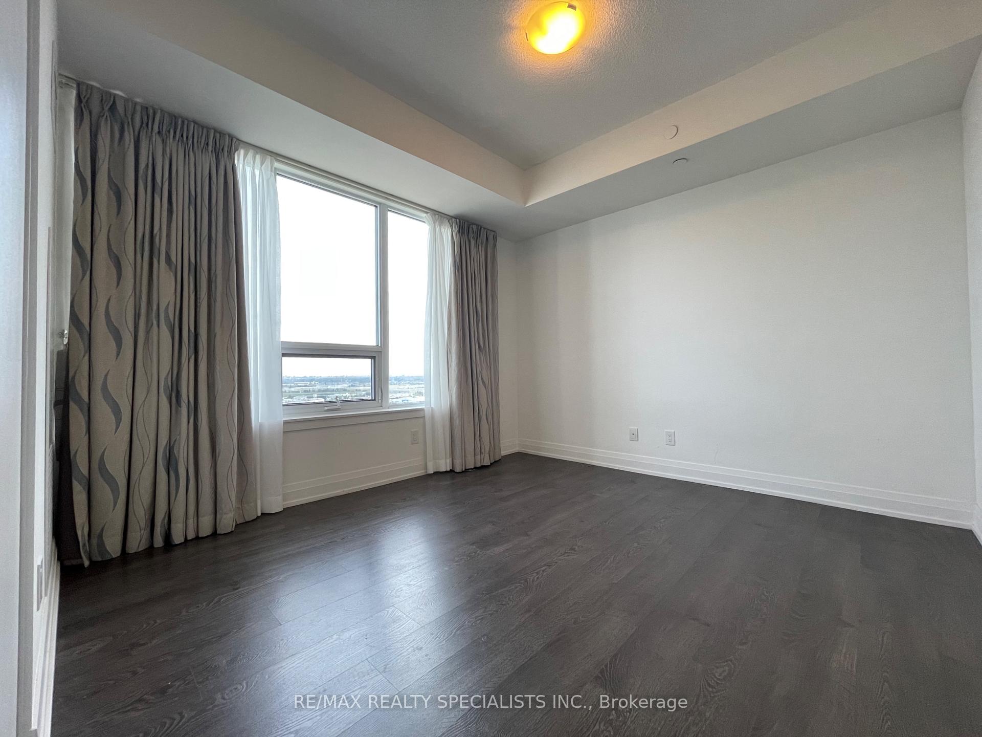 Photo 21 of Unit 1502, 3700 Highway 7 Road W, Vaughan, Vaughan Corporate Centre — HOMEH