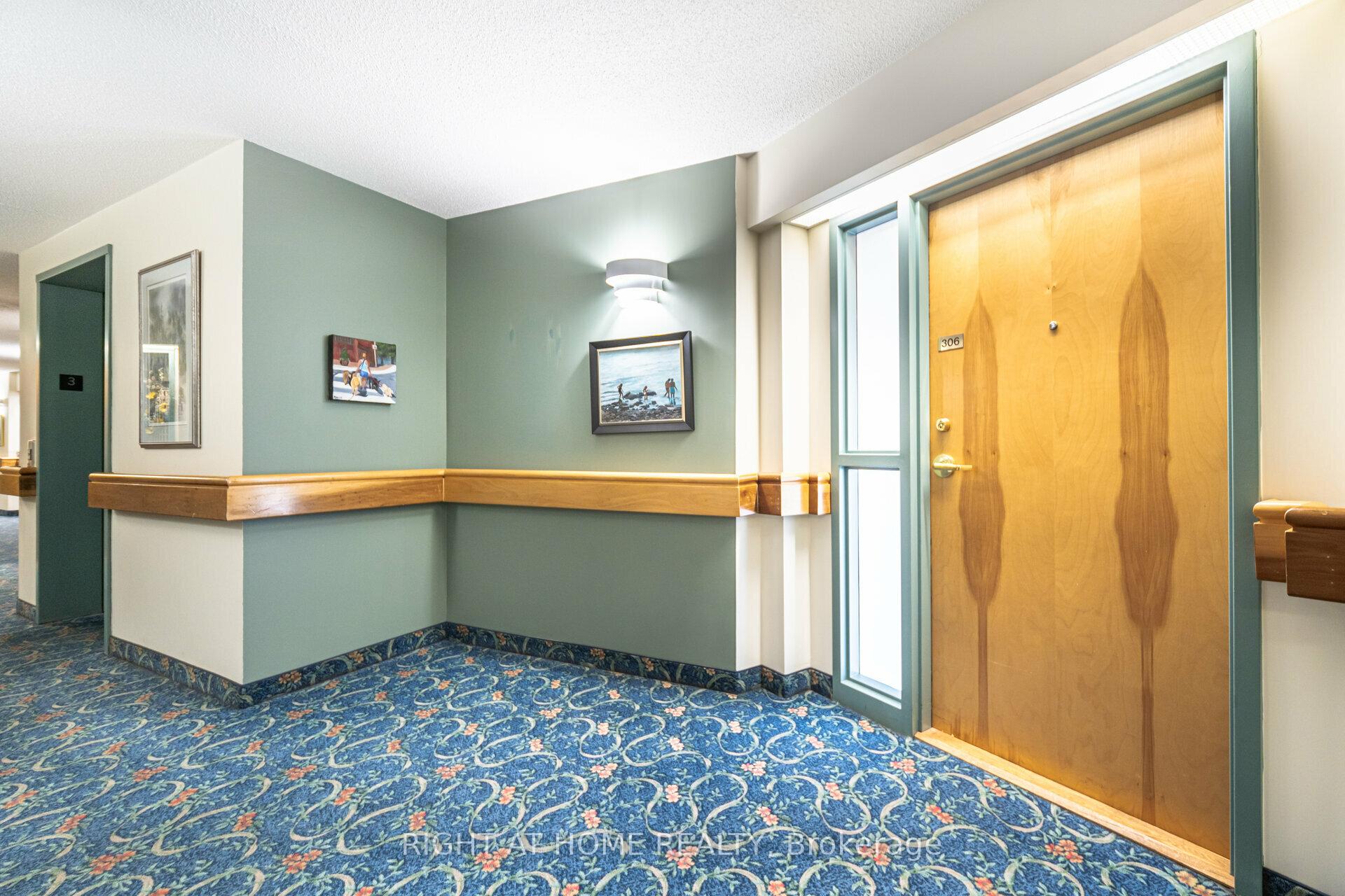 Photo 5 of Unit 306, 1387 Bayview Avenue, Toronto, Leaside — HOMEH