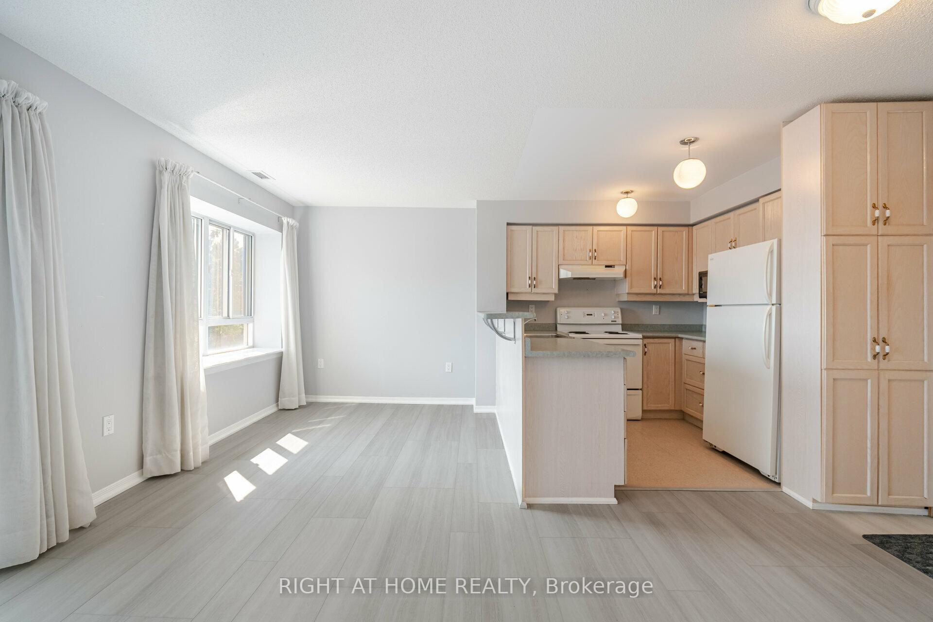 Photo 10 of Unit 306, 1387 Bayview Avenue, Toronto, Leaside — HOMEH