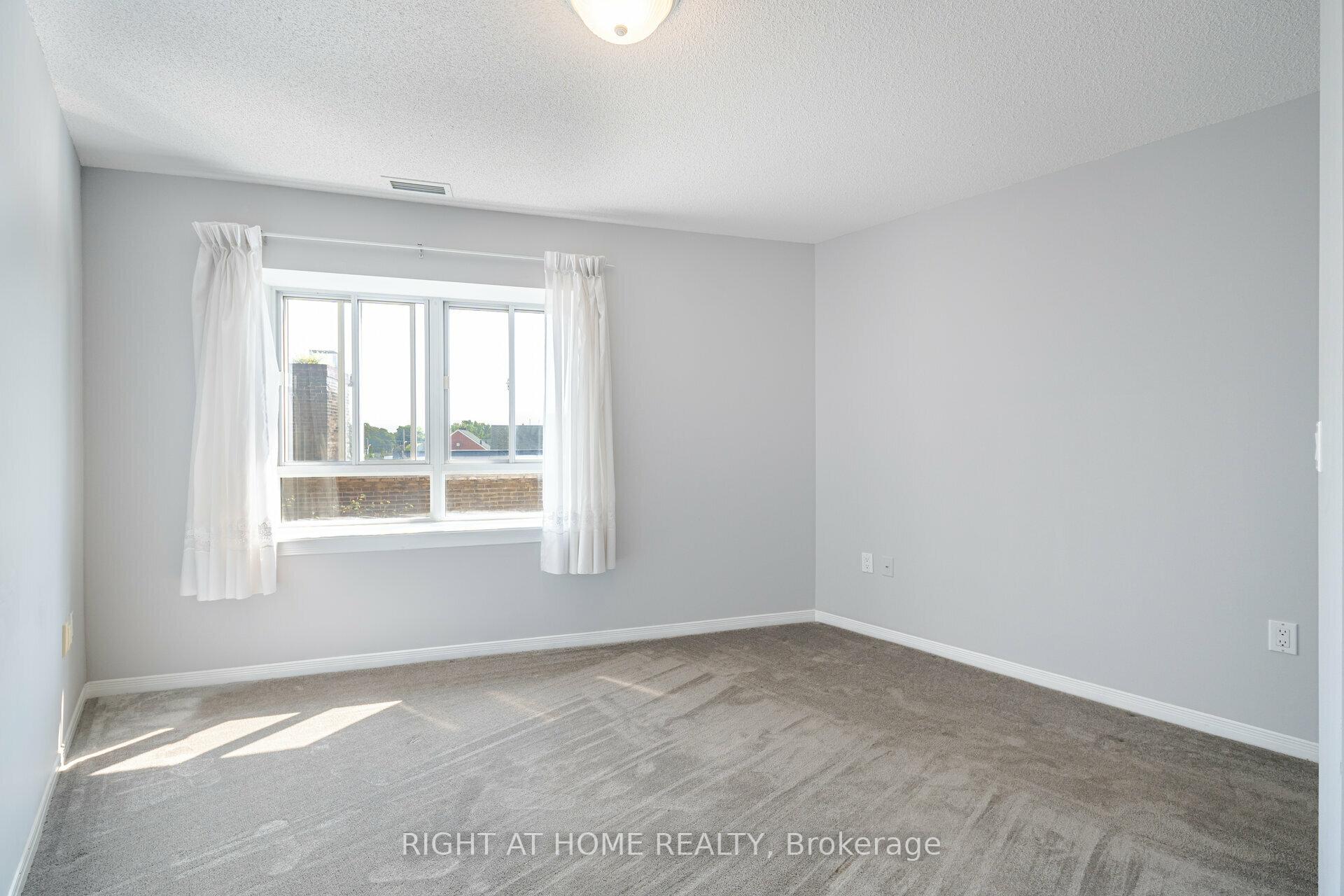 Photo 18 of Unit 306, 1387 Bayview Avenue, Toronto, Leaside — HOMEH