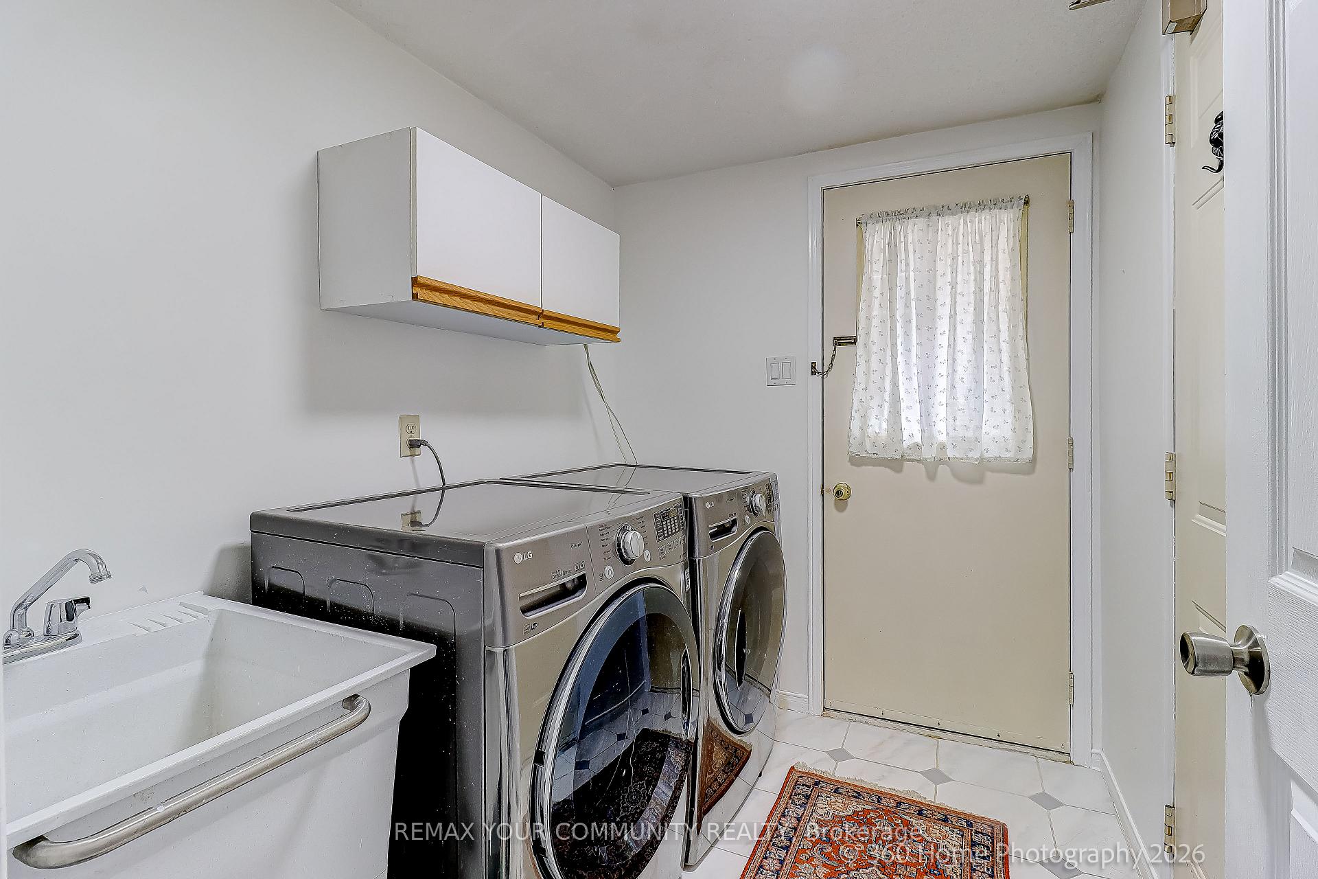 Photo 9 of 4 Mayflower Street S, Whitby, Blue Grass Meadows — HOMEH