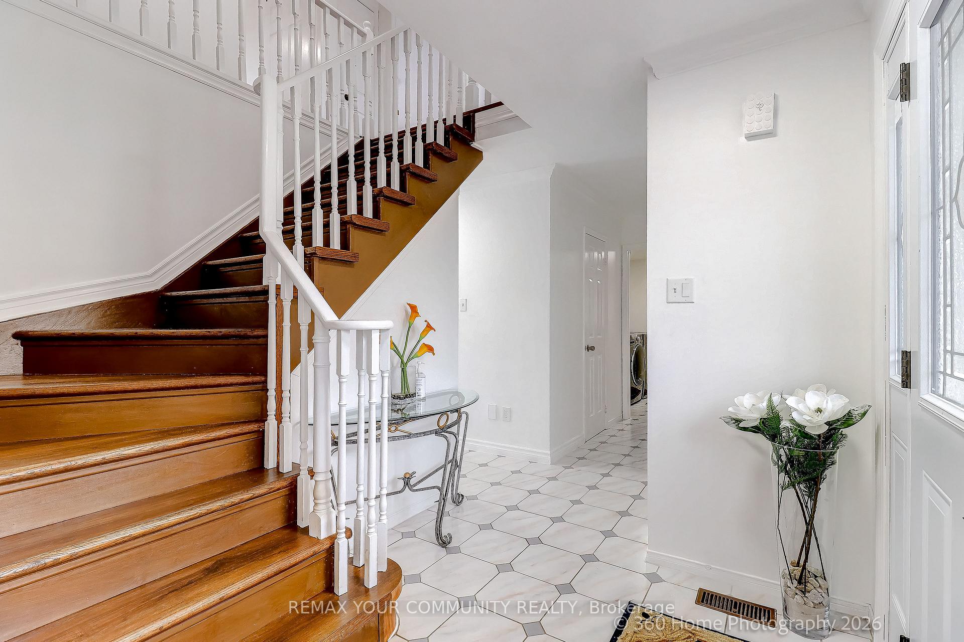 Photo 11 of 4 Mayflower Street S, Whitby, Blue Grass Meadows — HOMEH