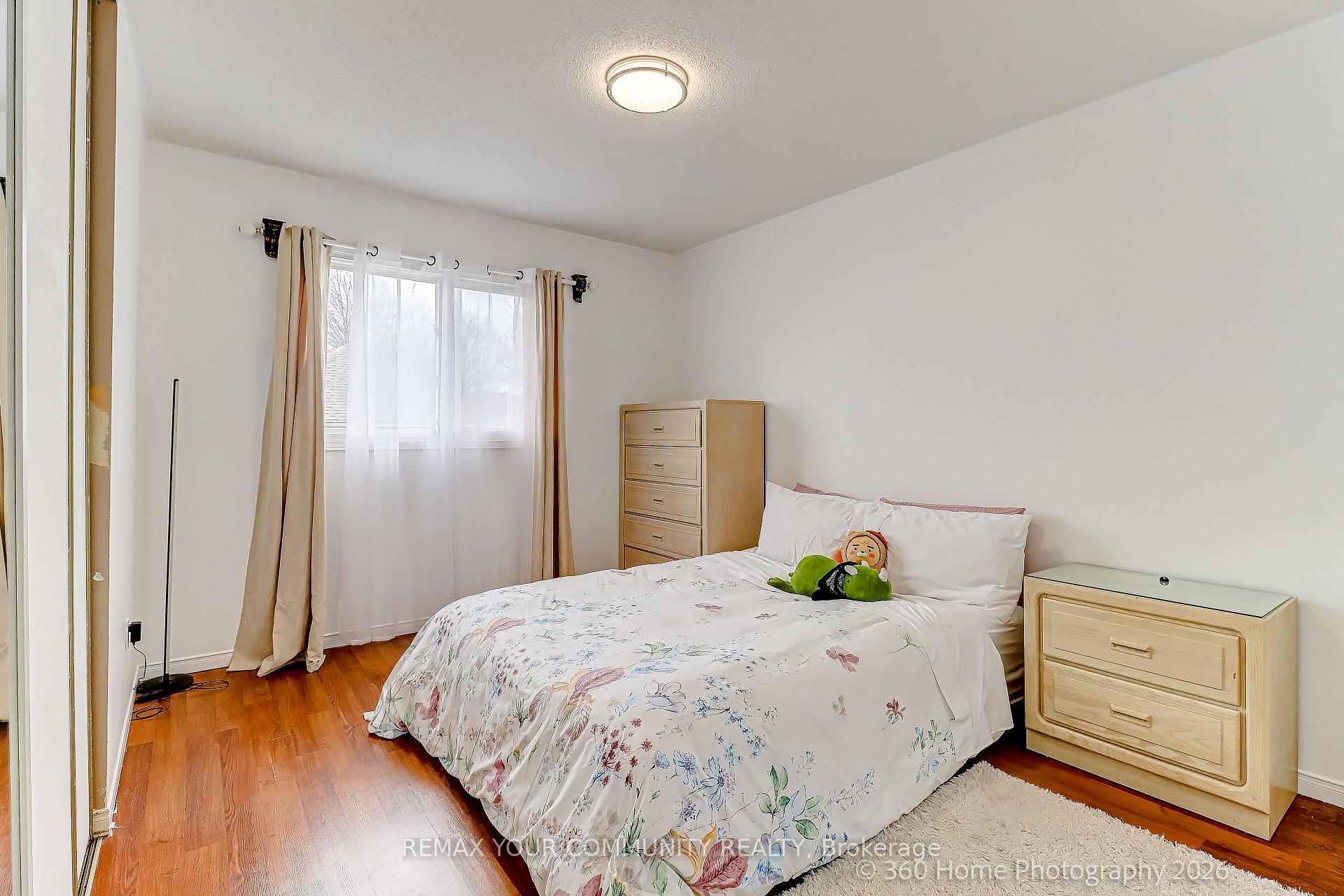Photo 12 of 4 Mayflower Street S, Whitby, Blue Grass Meadows — HOMEH