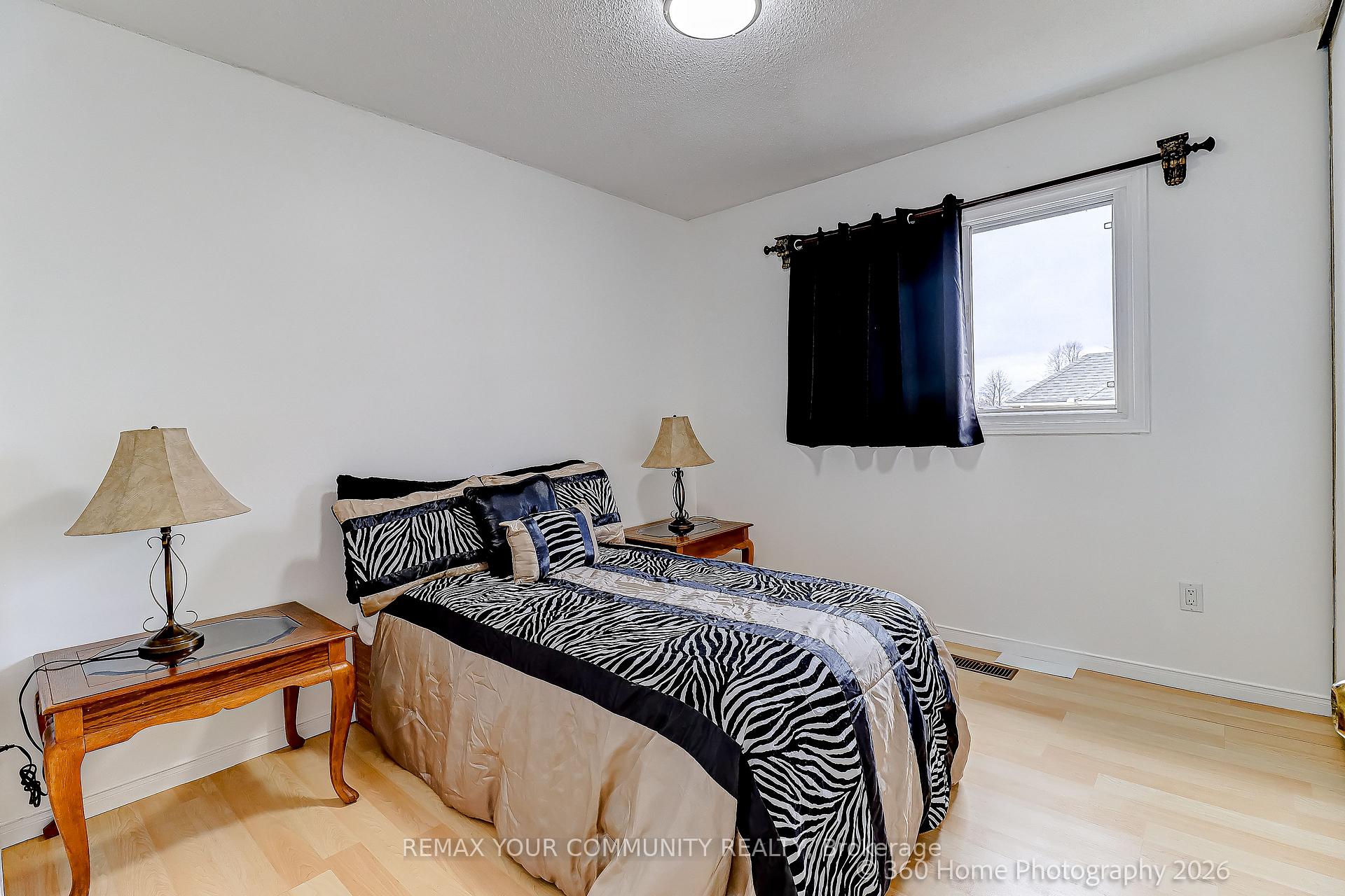 Photo 14 of 4 Mayflower Street S, Whitby, Blue Grass Meadows — HOMEH